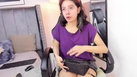 Snapshot of miyu_komori chatting on February 28, 2026, 12:50 pm miyu_komori online show from February 28, 2026, 12:50 pm