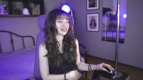 miyuki_wolf online show from December 4, 2025, 9:12 pm