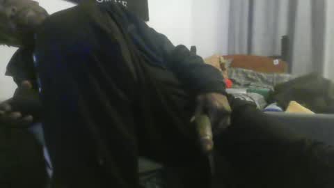 mizerze online show from September 23, 2025, 7:11 am