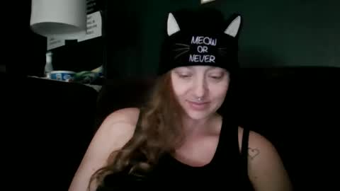 miztrezk online show from November 5, 2025, 3:45 pm