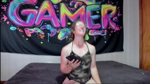 Snapshot of mizzkittay chatting on January 15, 2025, 4:57 am MizzKittay online show from January 15, 2025, 4:57 am