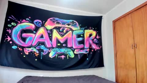 Snapshot of mizzkittay chatting on January 22, 2025, 4:23 am MizzKittay online show from January 22, 2025, 4:23 am