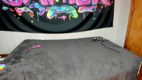 Snapshot of mizzkittay chatting on January 22, 2025, 10:29 am MizzKittay online show from January 22, 2025, 10:29 am