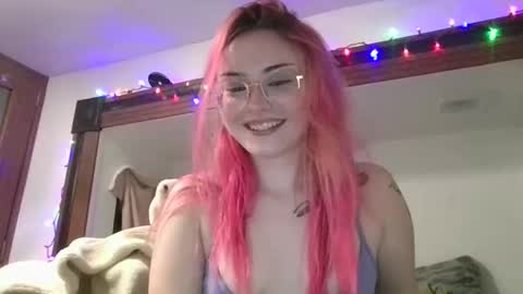 mjandkt online show from December 17, 2025, 5:13 am