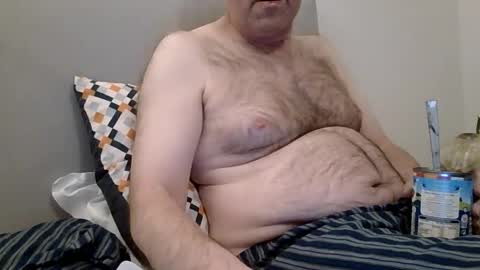 mjm19742025 online show from April 19, 2026, 7:27 pm