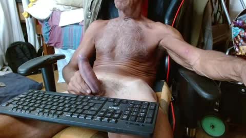 Snapshot of mjmadurengue chatting on December 20, 2024, 1:03 am Mario jose online show from December 20, 2024, 1:03 am