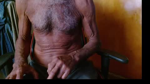 Snapshot of mjmadurengue chatting on January 2, 2025, 10:01 pm Mario jose online show from January 2, 2025, 10:01 pm