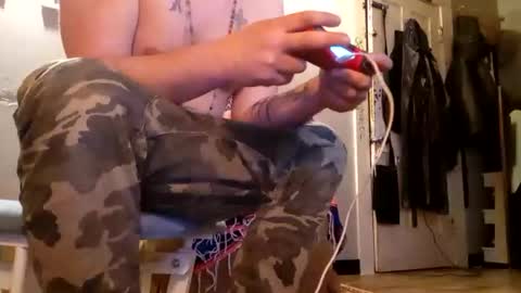 Snapshot of mjmckenz55 chatting on December 21, 2025, 3:02 am Daddy720 online show from December 21, 2025, 3:02 am
