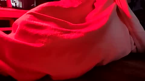 Snapshot of mjmckenz55 chatting on April 23, 2026, 10:14 am Daddy720 online show from April 23, 2026, 10:14 am