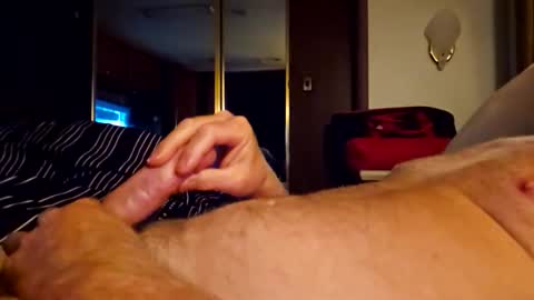 Snapshot of mjolnirandazzarra chatting on April 15, 2026, 5:36 am mjolnirandazzarra online show from April 15, 2026, 5:36 am