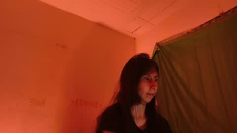 MoonLipson online show from May 30, 2026, 2:41 am