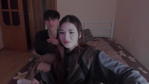 Snapshot of mmkakpoxyi22 chatting on December 13, 2024, 1:37 am alice and ray online show from December 13, 2024, 1:37 am