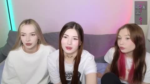 Snapshot of mmkakpoxyi22 chatting on January 14, 2025, 6:07 pm alice and ray online show from January 14, 2025, 6:07 pm