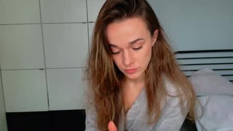 mmminnie online show from March 2, 2026, 1:29 pm