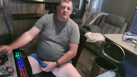 mmmthatsfunnn online show from May 27, 2026, 10:18 pm