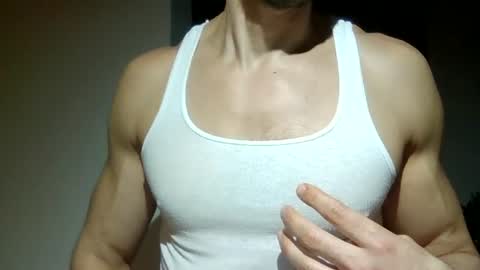mmuscularman online show from July 2, 2026, 7:36 am