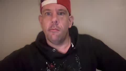 Snapshot of mnbttmguylking chatting on December 15, 2025, 1:59 pm TightHoleMPLS online show from December 15, 2025, 1:59 pm