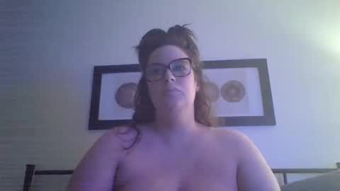 Snapshot of mngirlie chatting on September 9, 2025, 3:50 am MnGirlie online show from September 9, 2025, 3:50 am