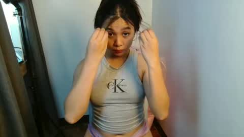 mnopxx33 online show from February 23, 2026, 6:11 am