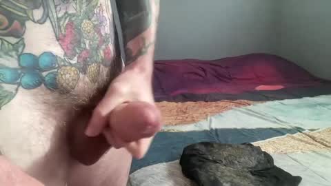 Snapshot of mntuila chatting on May 15, 2026, 1:29 pm MNTuiLa online show from May 15, 2026, 1:29 pm