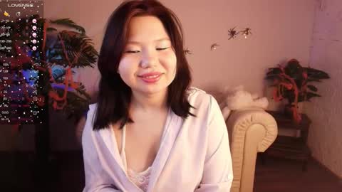 Snapshot of moana_light chatting on November 8, 2025, 2:12 am hey meet with me online show from November 8, 2025, 2:12 am