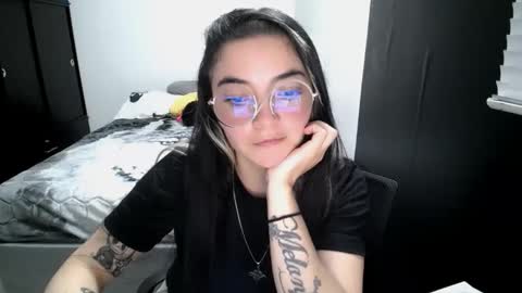 Sam online show from February 5, 2026, 1:43 am