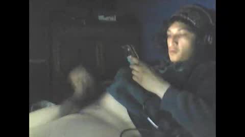 Snapshot of mochaandcreme chatting on May 20, 2026, 3:02 am mochaandcreme online show from May 20, 2026, 3:02 am
