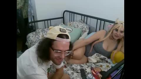 Snapshot of mochi_rainbow chatting on September 10, 2025, 8:20 pm The Mochi Rainbow Variety Show online show from September 10, 2025, 8:20 pm