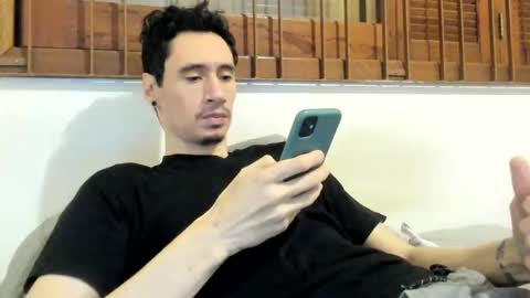 DigBreed online show from February 15, 2025, 12:26 am