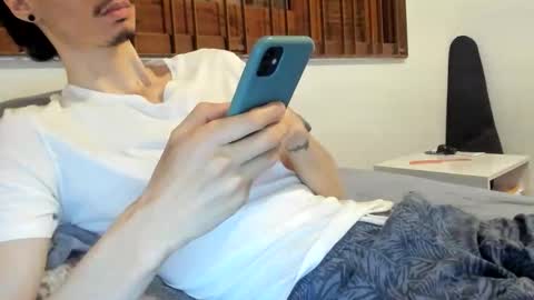 DigBreed online show from April 7, 2026, 2:06 pm