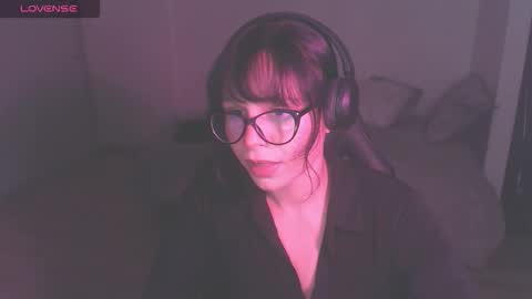 Snapshot of modjo_ chatting on November 8, 2025, 6:24 am Modjo online show from November 8, 2025, 6:24 am