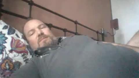 mofu781s online show from February 26, 2025, 7:42 am