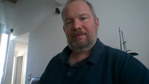 mofu781s online show from September 17, 2025, 6:59 am