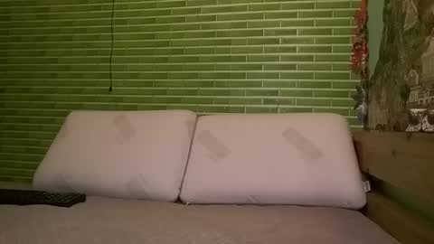 MohawkRed online show from January 2, 2025, 2:11 am