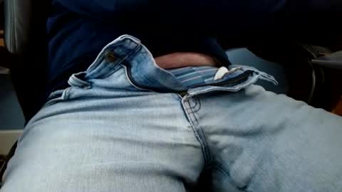 mohotr online show from November 3, 2025, 8:10 pm