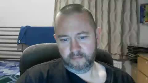 Snapshot of moistfalafel chatting on June 11, 2026, 9:24 pm Jode online show from June 11, 2026, 9:24 pm