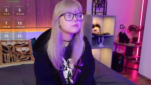 moliqin online show from April 19, 2026, 8:13 am