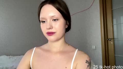 Snapshot of mollieadamek chatting on May 19, 2026, 1:50 pm Lisa online show from May 19, 2026, 1:50 pm