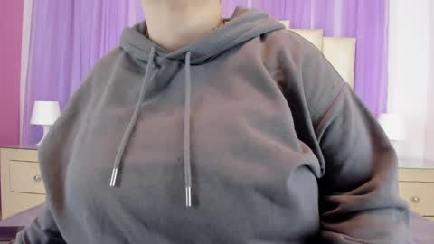 Hey Guys  Im Mollie online show from December 29, 2024, 12:01 pm