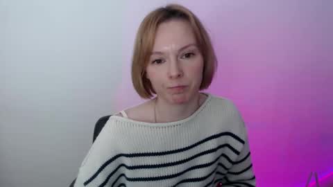 mollilove online show from April 27, 2026, 8:56 am