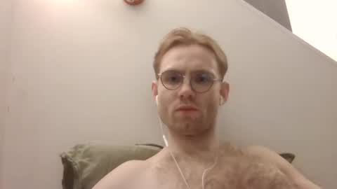 Snapshot of molliter chatting on March 8, 2025, 4:56 am molliter online show from March 8, 2025, 4:56 am