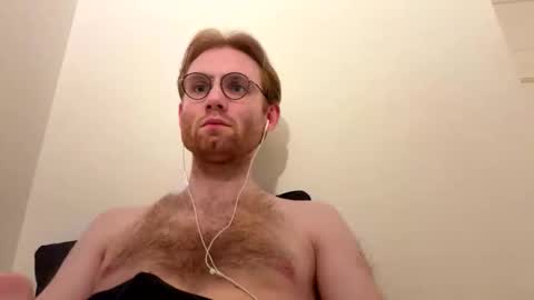 Snapshot of molliter chatting on September 25, 2025, 11:41 pm molliter online show from September 25, 2025, 11:41 pm