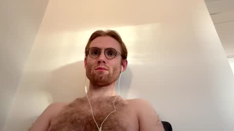 Snapshot of molliter chatting on October 5, 2025, 5:44 pm molliter online show from October 5, 2025, 5:44 pm