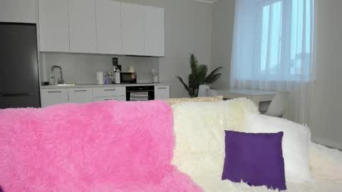 Snapshot of molly_555 chatting on November 26, 2025, 2:34 am Sima online show from November 26, 2025, 2:34 am