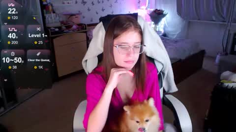 Molly Prvt is open online show from October 10, 2025, 4:55 am