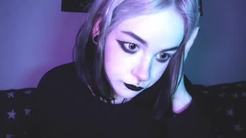 Molly Crow online show from March 7, 2025, 12:48 am