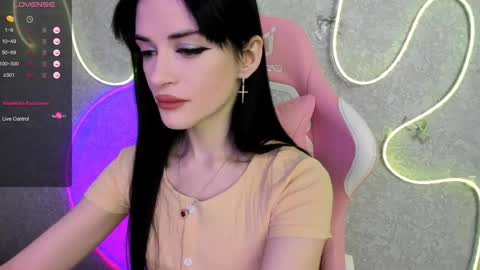 Molly - online show from April 21, 2026, 4:19 am