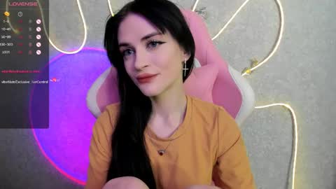 Molly - online show from May 18, 2026, 4:07 am