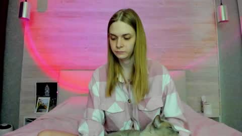 Molly Hunt online show from April 10, 2026, 3:50 pm