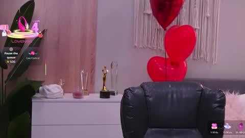 Molly online show from March 10, 2026, 1:21 am